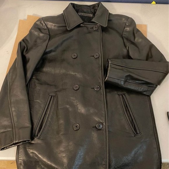 Beautiful vintage leather coat by Rugby - Picture 1 of 5